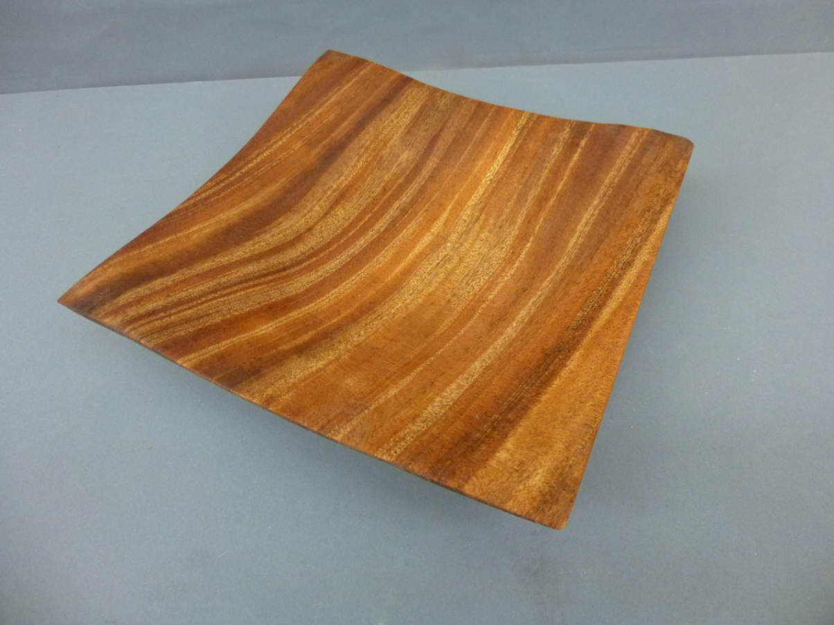 Square wooden plate