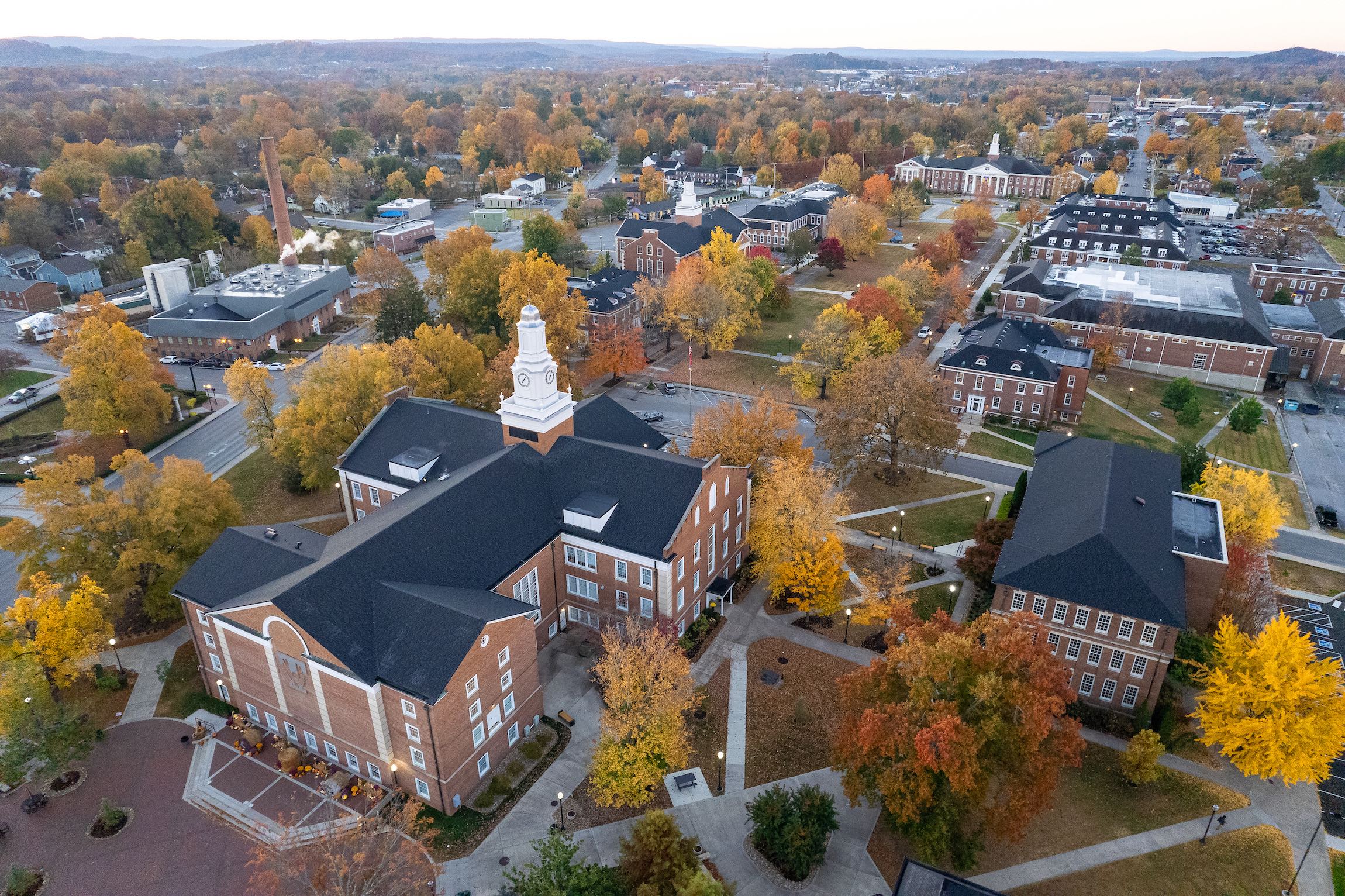 Aerial view of the Tennessee Tech campus with Derryberry Hall in the foreground.