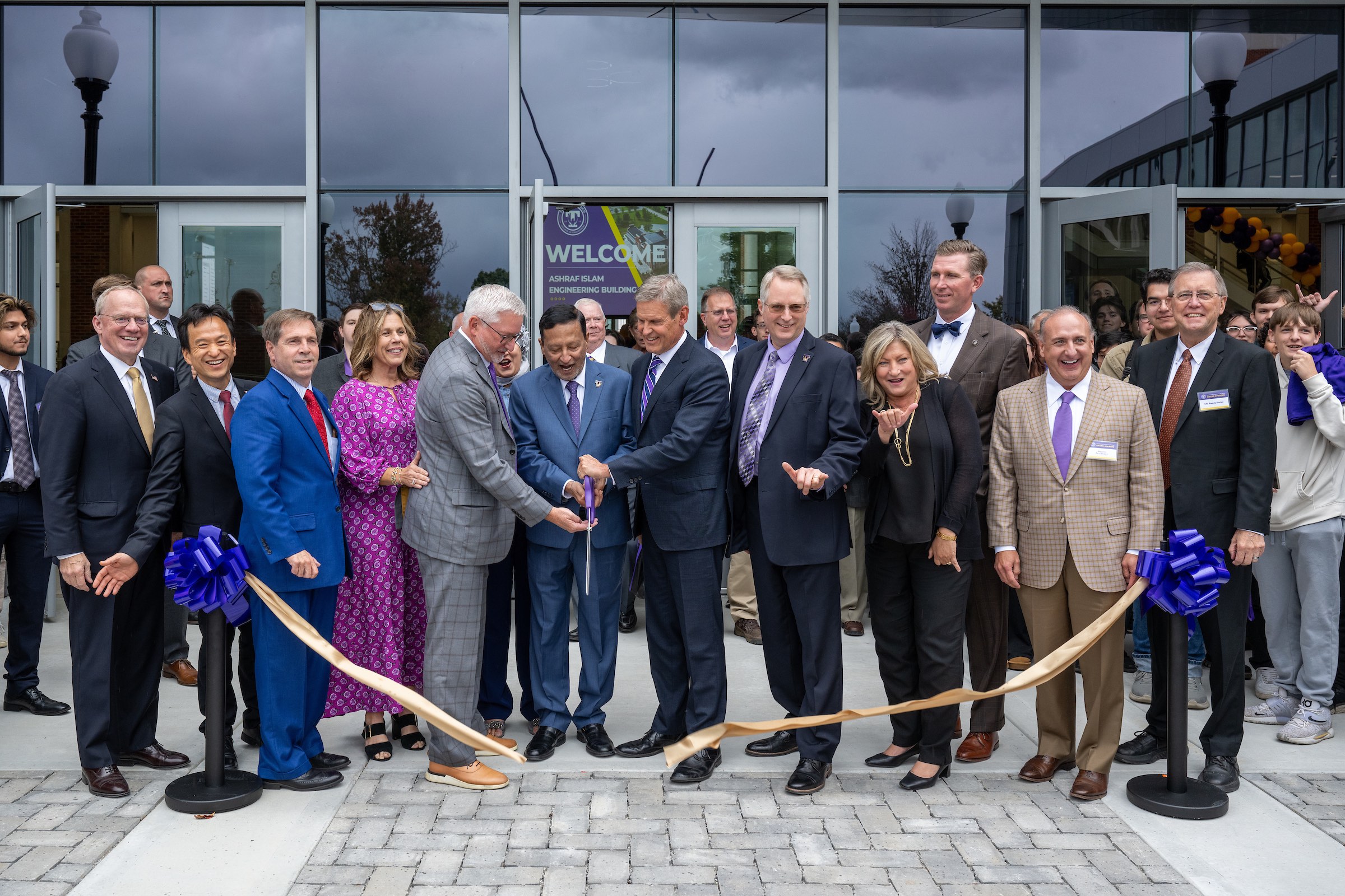 Governor Bill Lee, Tech President Phil Oldham, Ashraf Islam and others take part in an official ribbon cutting for the new Ashraf Islam Engineering Building. 