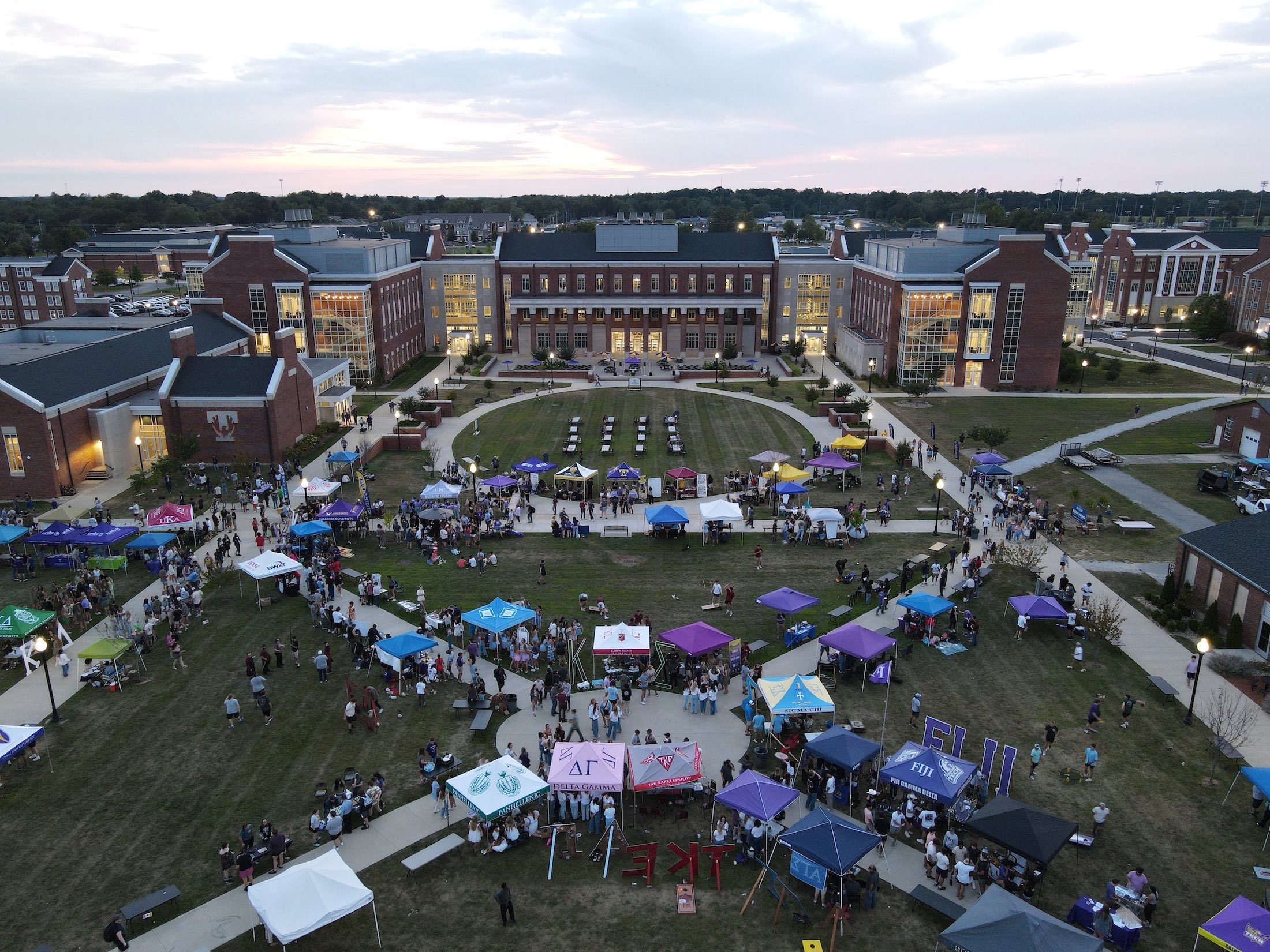 Tech students enjoy the annual “Mix & Mingle” gathering held on Aug. 21 outside the university’s Lab Science Commons building. 