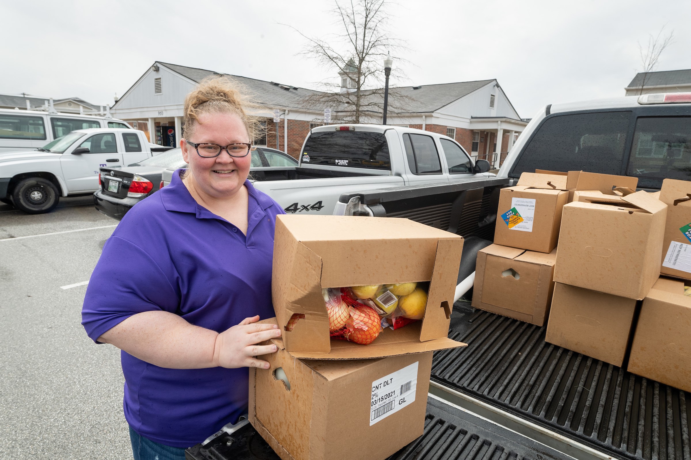 Michelle Huddleston is shown in a 2021 photo unloading a delivery of fresh produce to the food pantry. Campus leaders say the newly renamed Michelle Huddleston Memorial Food Pantry will serve as an enduring reminder of Huddleston’s selfless generosity. Michelle Huddleston is shown in a 2021 photo unloading a delivery of fresh produce to the food pantry. Campus leaders say the newly renamed Michelle Huddleston Memorial Food Pantry will serve as an enduring reminder of Huddleston’s selfless generosity.