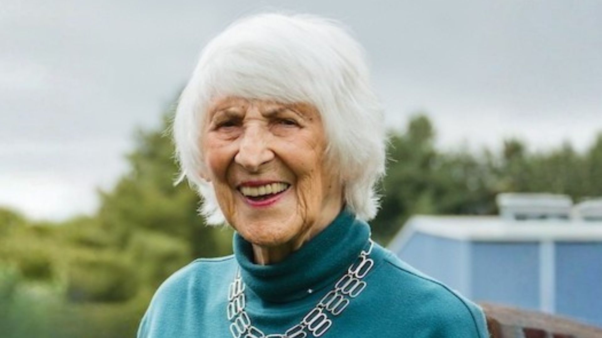 Dr. Barbara Reynolds Dr. Barbara Reynolds